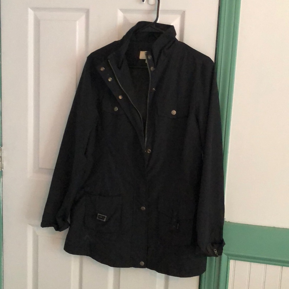 black merona wind breaker